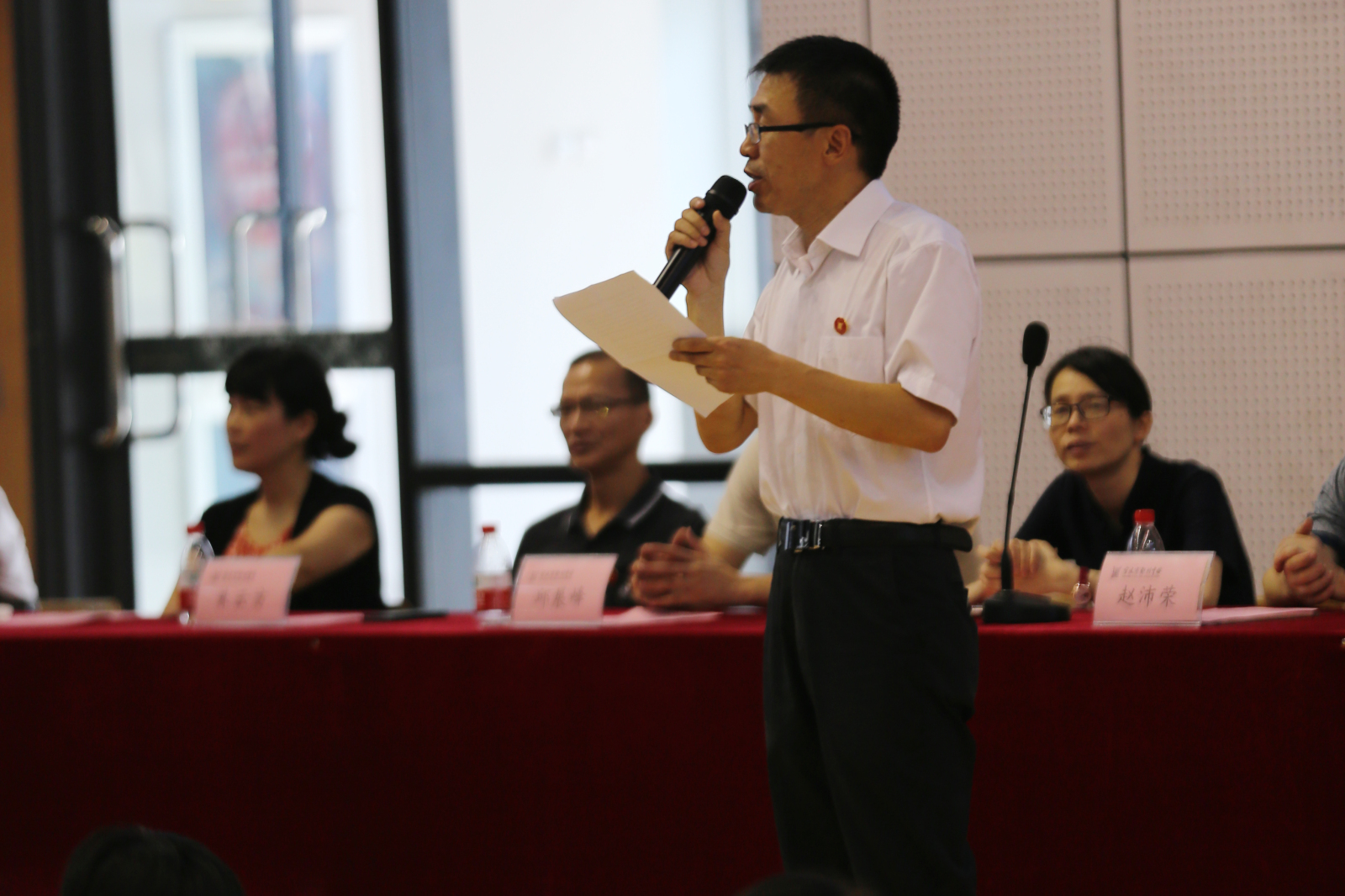 鄞州中学2016学年第一学期开学典礼暨奖学金发放仪式